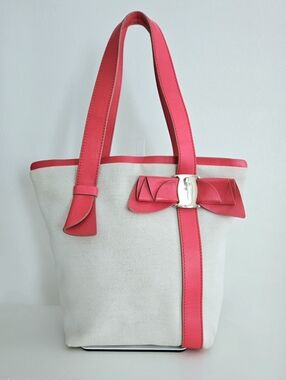 Authentic SALVATORE FERRAGAMO Vara Ribbon Red‎  Canvas Tote Shoulder Bag